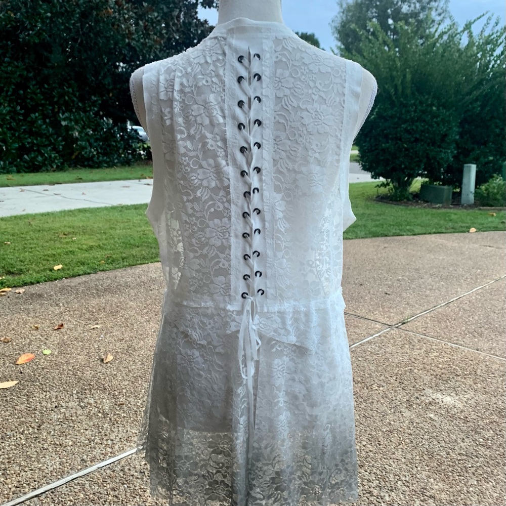Voice of California (VOCAL) Hombre Gray Vest w/Irregular Hemline; Size Small - Picture 3 of 9